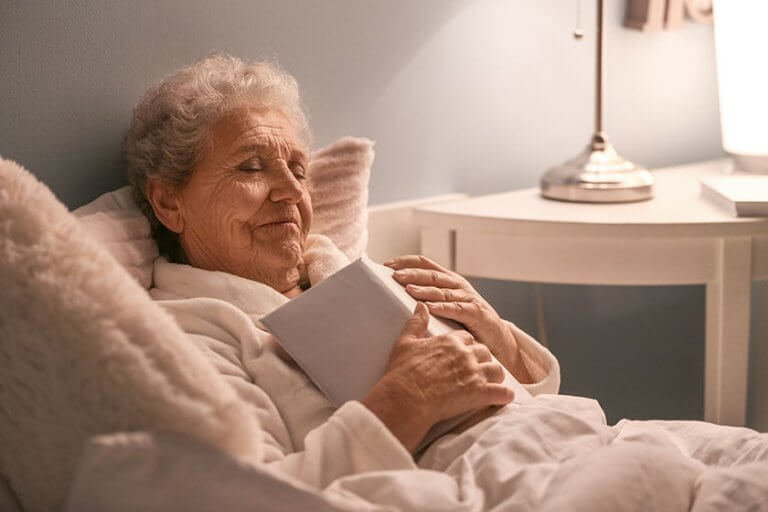 ensuring-seniors-with-dementia-stay-in-bed-at-night