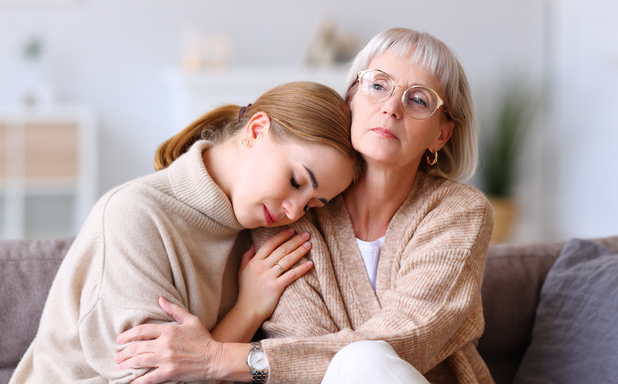 Respectful Ways To Initiate A Difficult Conversation With Your Aging Parent
