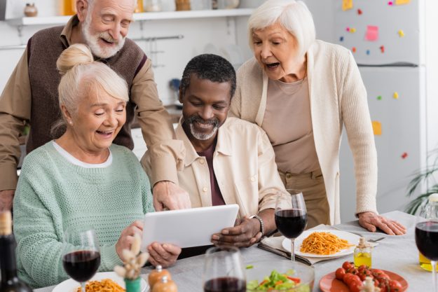 6-ways-senior-living-in-lindenwold-nj-helps-reduce-stress 6 Ways Senior Living In Lindenwold, NJ Helps Reduce Stress