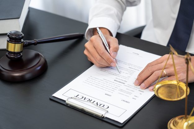 9 Legal Documents Every Senior Needs When Moving To An Assisted Living Center In Fountain Head Heights, MD