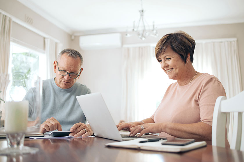 How Seniors Can Manage Their Money At Retirement Homes In Marlton, NJ