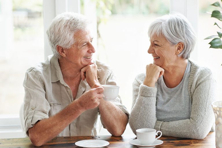 How A Retirement Community In Falcon Ridge, MD Supports Senior Couples Aging Together