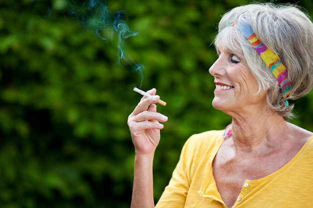 The Long-Term Effects Of Smoking In The Elderly & How Senior Living In Waterford Place, MD Encourages To Stop It