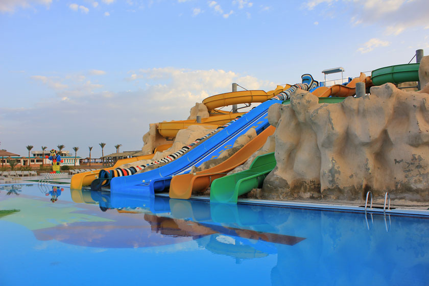 Sahara Sam’s Water Park: A Splashy Destination Near Jackson, NJ Independent Living