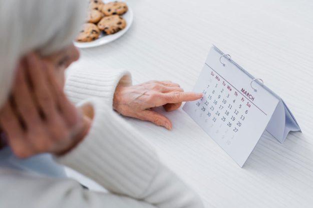 10 Programs Included In Assisted Living Activity Calendars