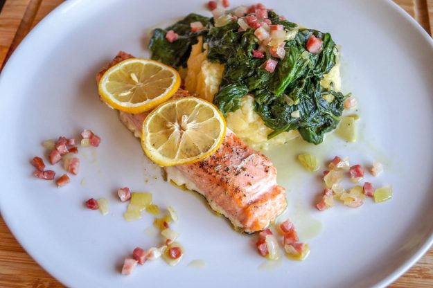 what types of foods should seniors eat