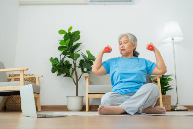 strength training for seniors (1)