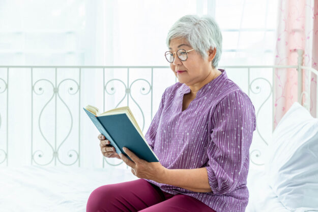 Happy,Elderly,Senior,Woman,Female,Lady,Enjoy,Reading,Book